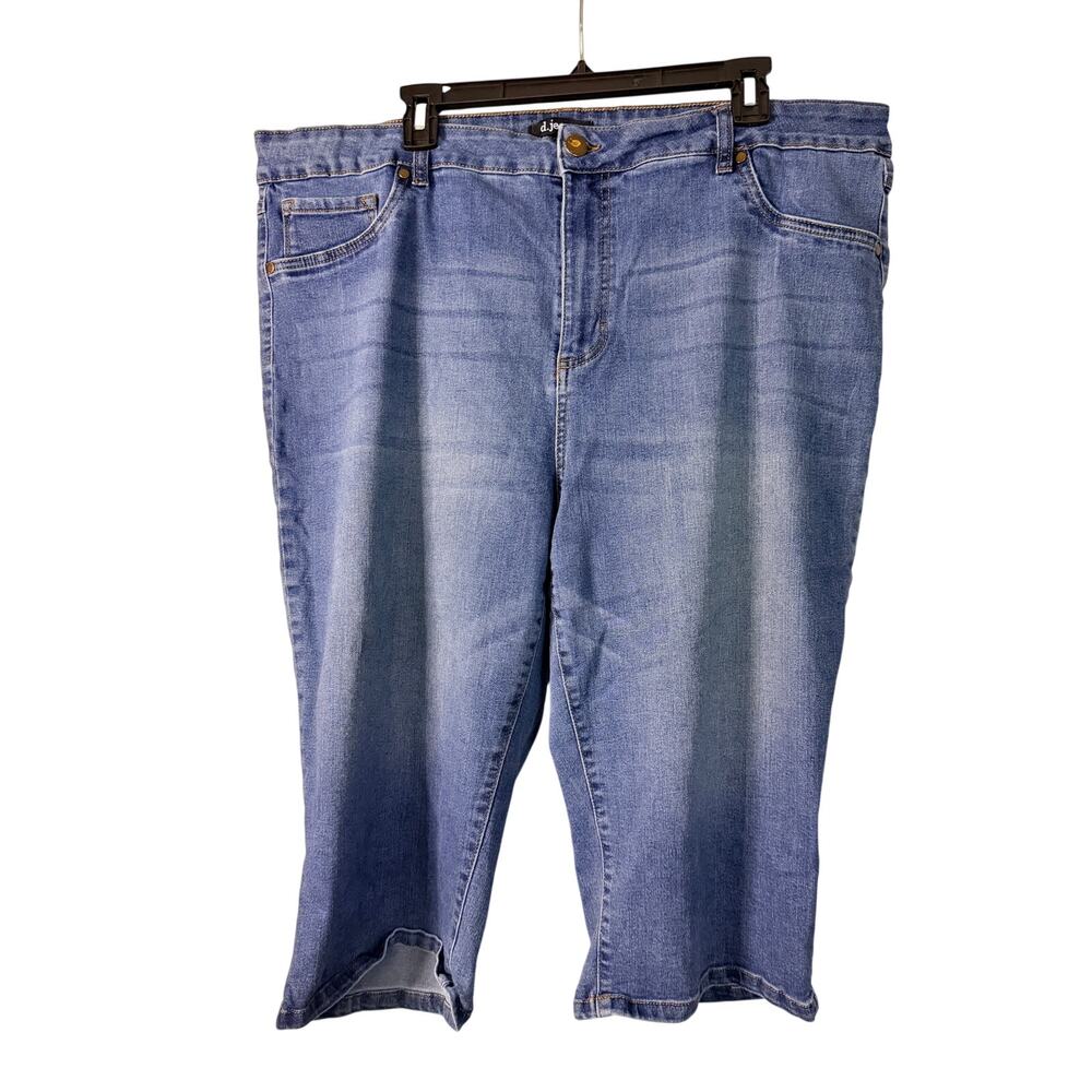 D. Jeans Women's Size 22 Capris